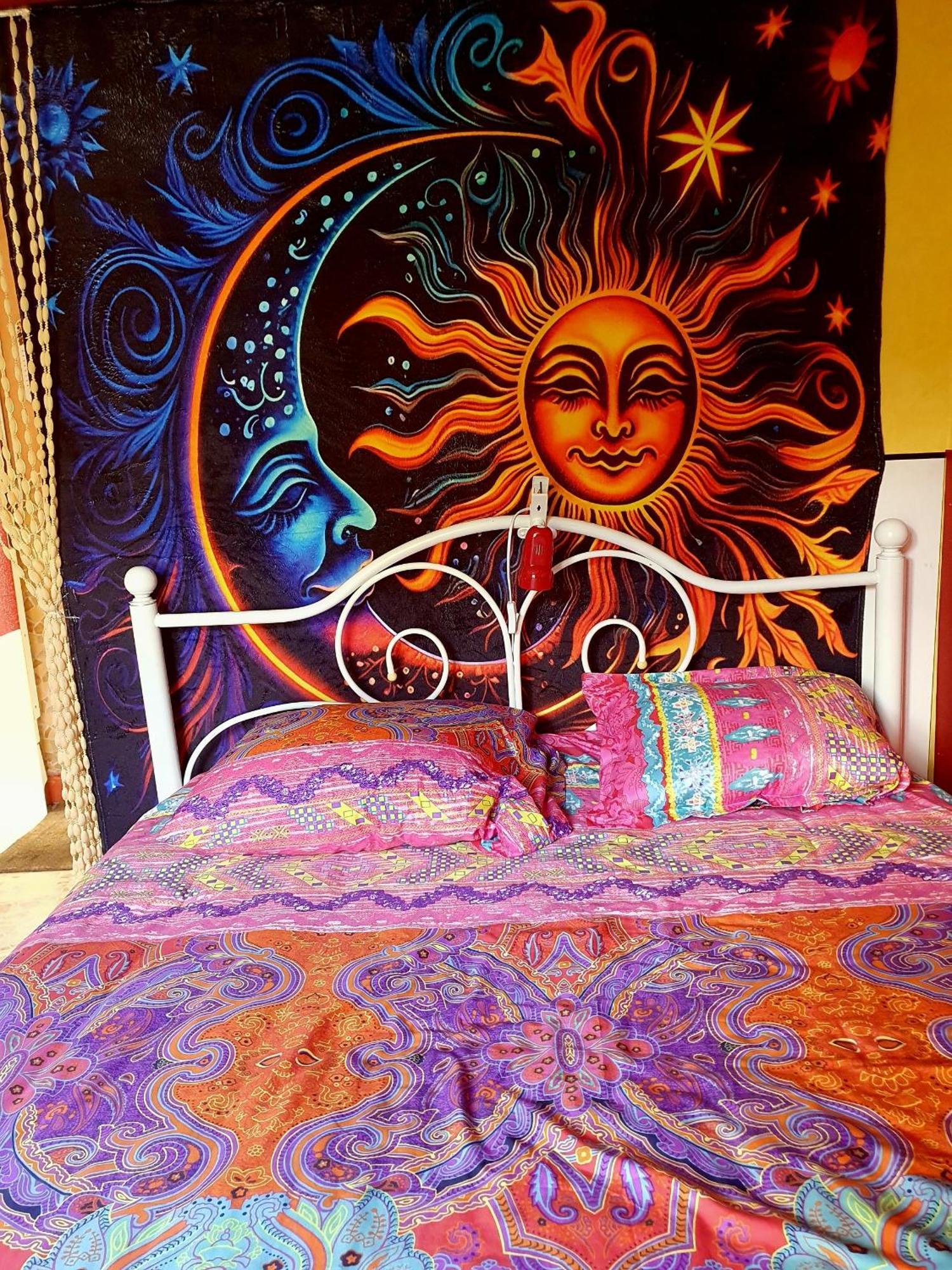 Bed And Breakfast Les Roses Multicolores Du 47 Fumel Exterior foto